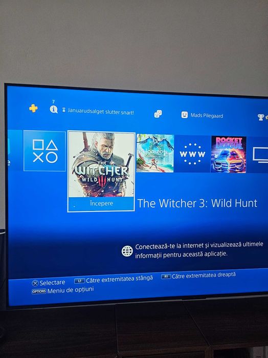 Ps4 + 1 controller 1 joc 1000gb