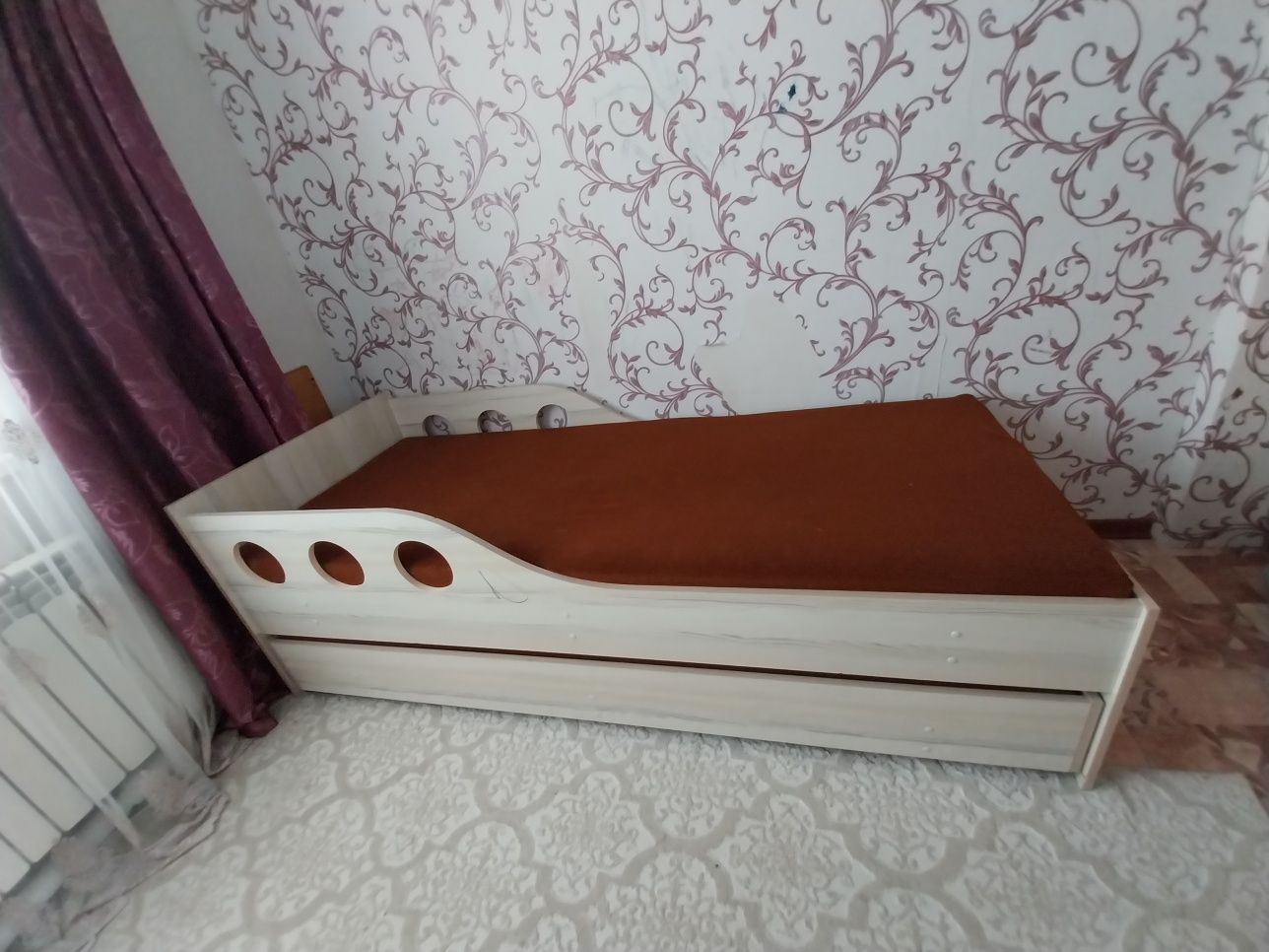 Двухъярусный кровать