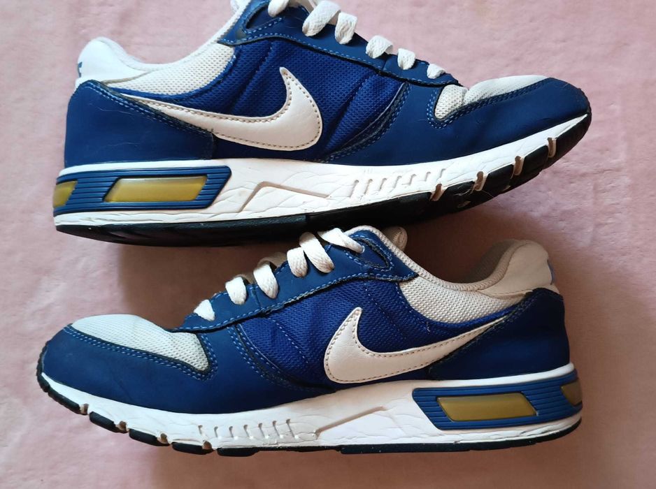 Adidasi Nike alb cu albastru