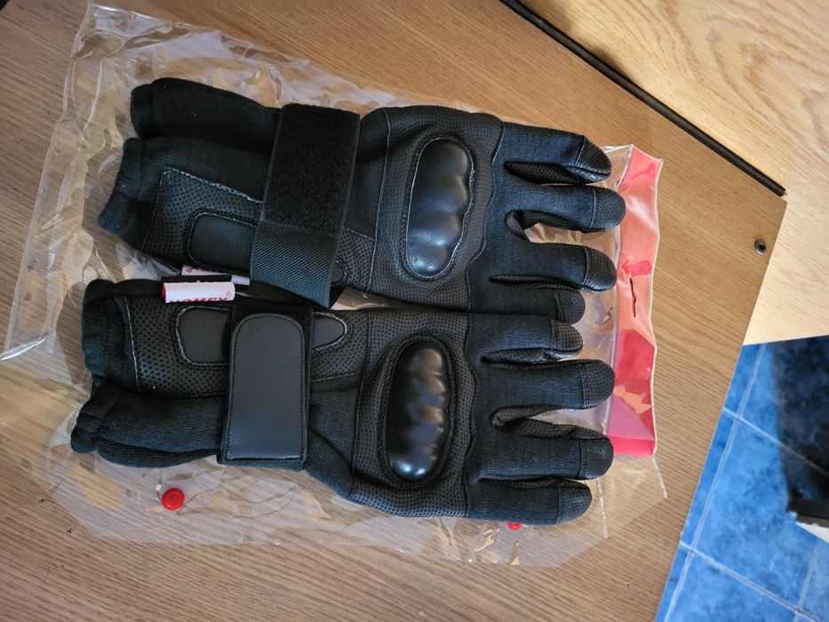 Manusi Tactice Combat