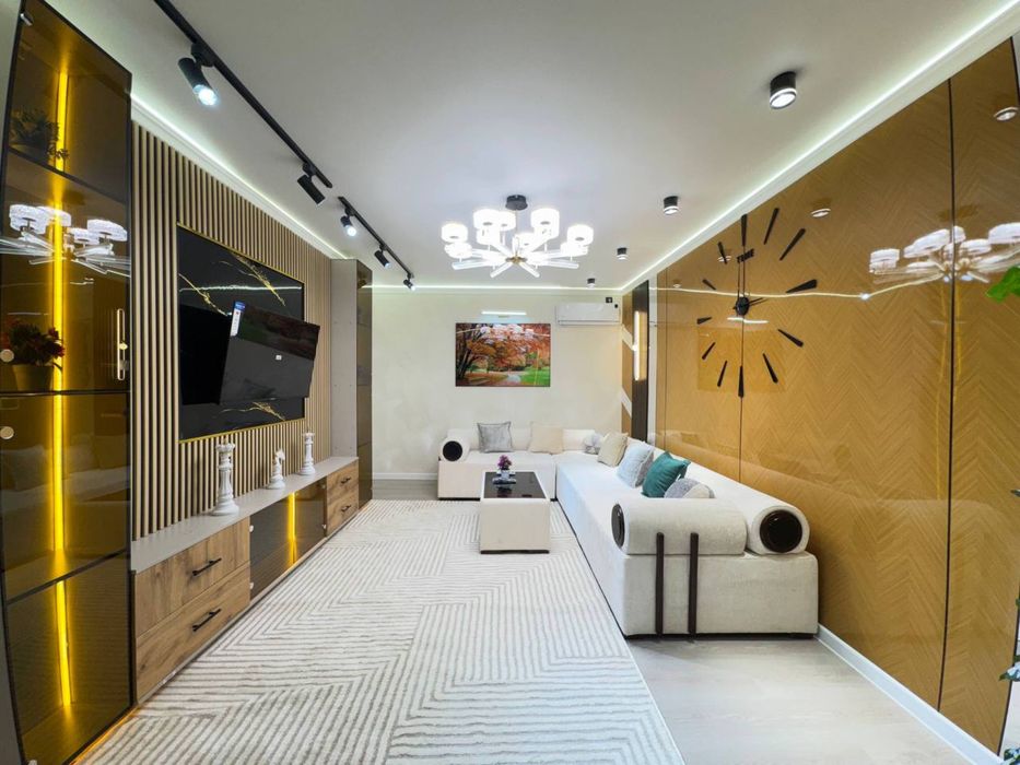 Метро НОВЗА 3*4/2/4 Авторскый ремонт. 72кв.м