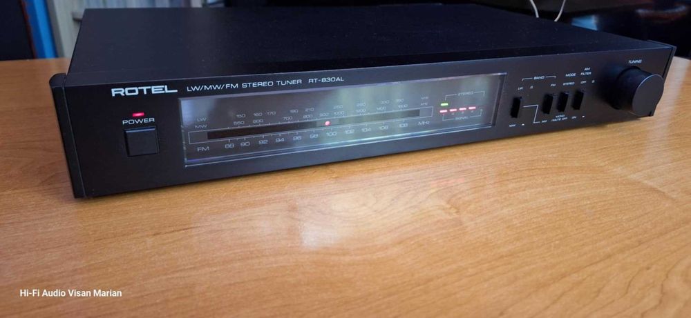 Tuner Rotel RT-830AL