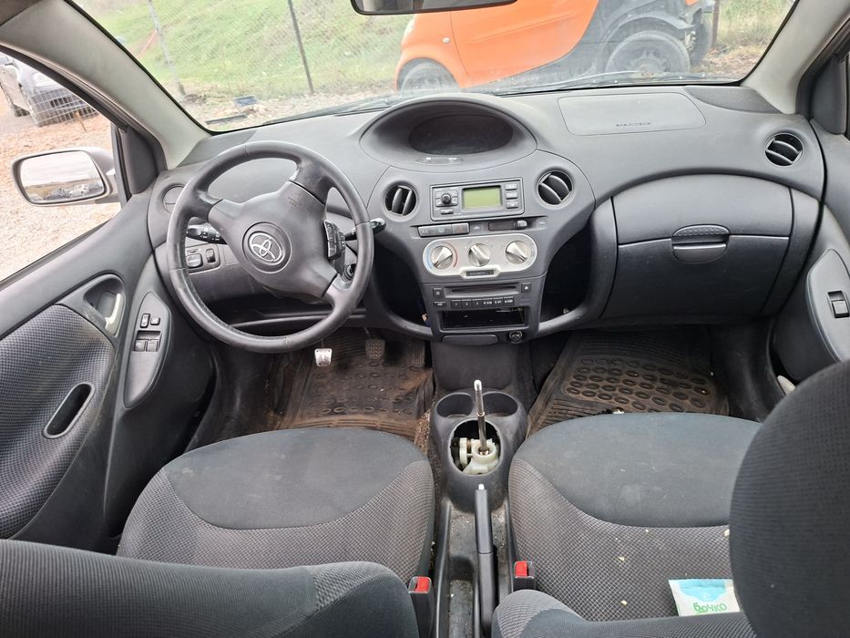 Toyota Yaris 1.4 д4д 75к.с. На Части