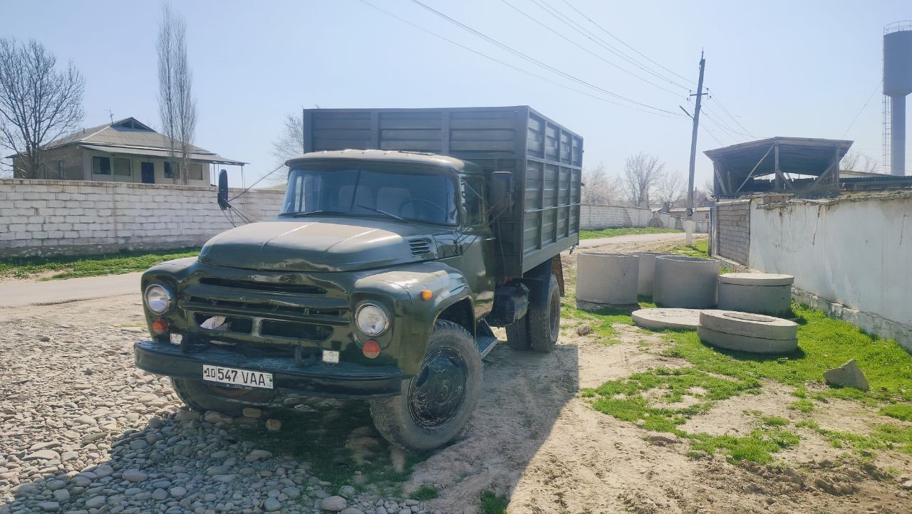 Zil 130 samasval sotiladi