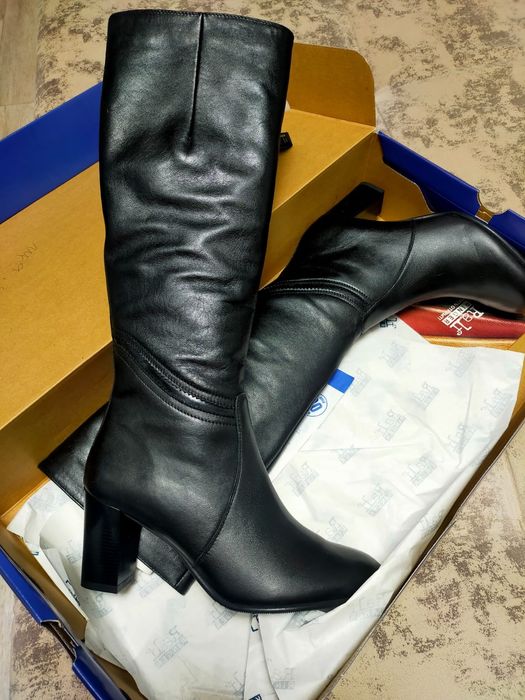 Продам сопаги женские новые.