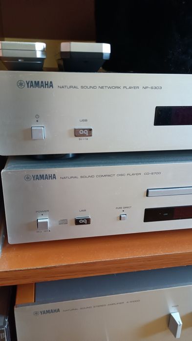 Vând cd-player Yamaha cd-s700