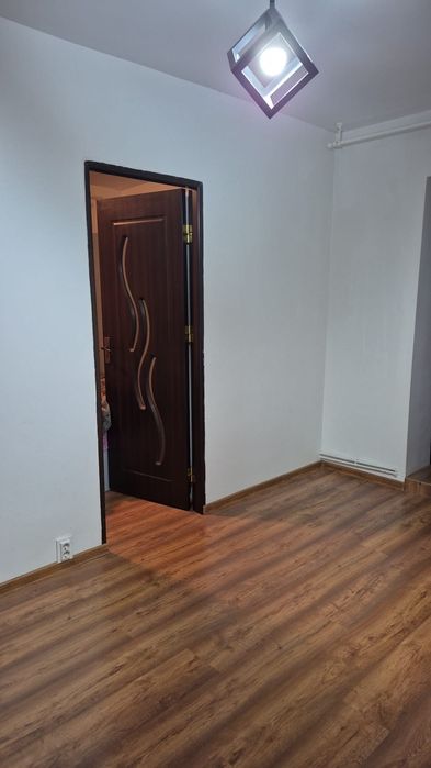 Apartament de închiriat
