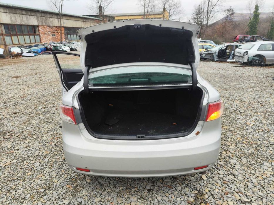 Toyota Avensis T27 на части тойота авенсис т27