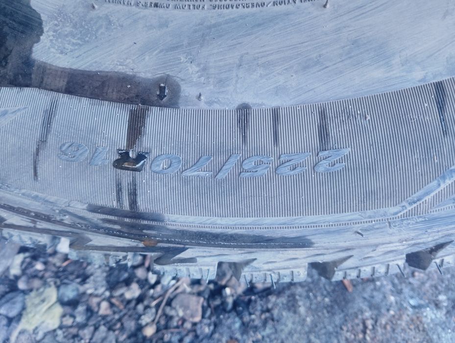 Резина на авто зимняя шипованная