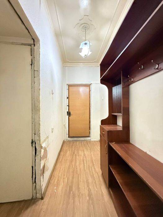 Юнусабод 4.кв 1/4/4 42.квадрат безремонт квартира