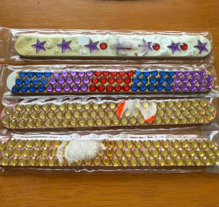 Цветни камъчета за декорация