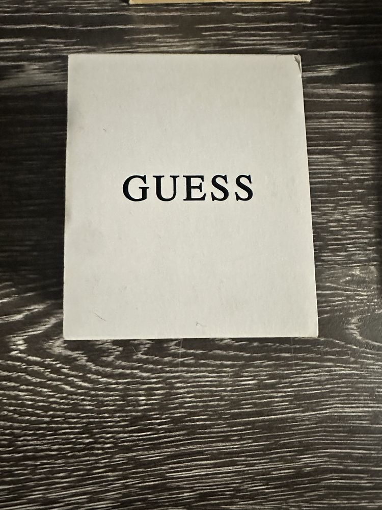 Продаю оригинальные часы Guess GW0281G3