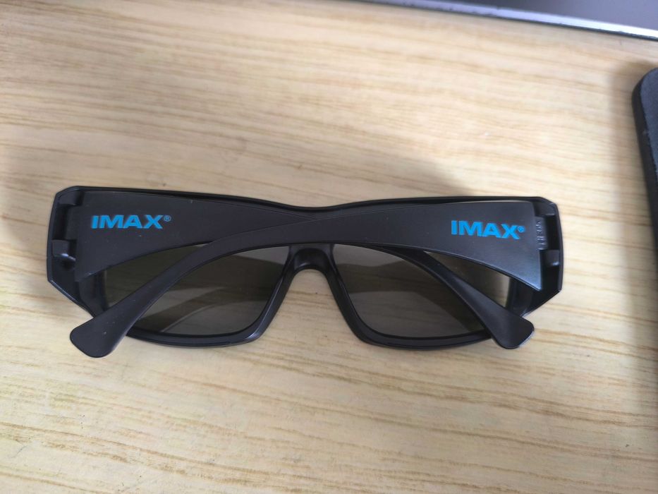 Real D 3D очила и IMAX очила - по 5 лв.
