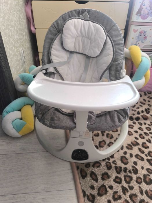 Продается шезлонг