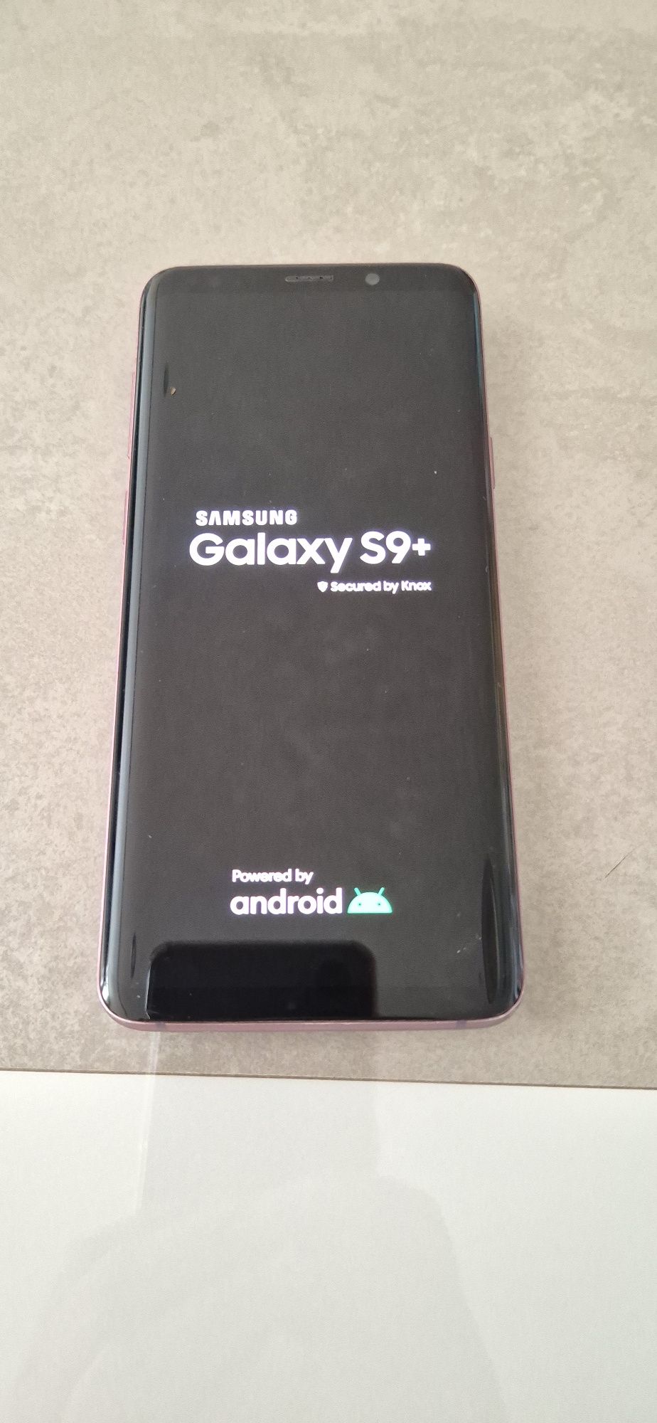 Samsung S9 plus - неразличим от нов