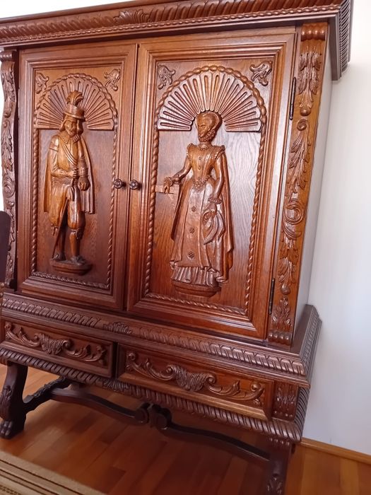 Mobila lemn masiv sculptat manual Renastere Soaniola ( Cervantes )