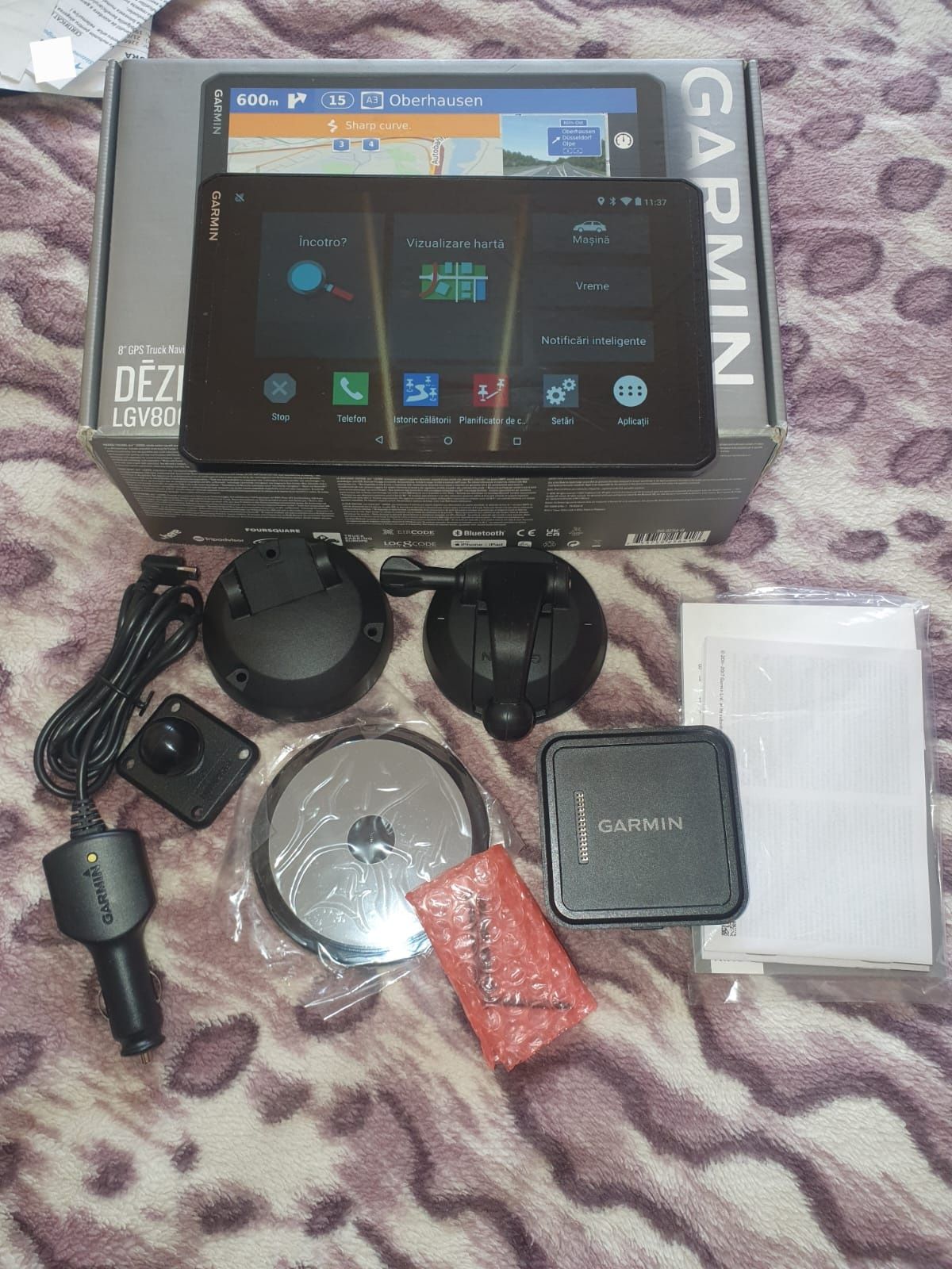 Sistem de navigatie camioane Garmin GPS Dezl LGV800 MT-D , Ecran 8"