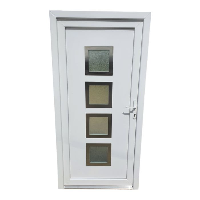 Uși de intrare pentru exterior termopan cu 5 camere disponibil pe stoc
