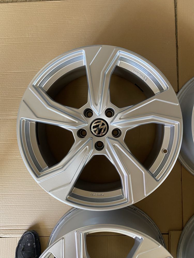 18 цола 5 х 112 мм Мерцедес , Ауди , Шкода  , Mercedes Audi Skoda VW