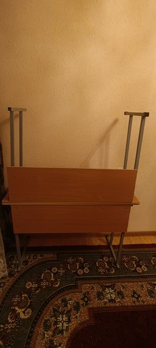 Stol va Doska sotiladi