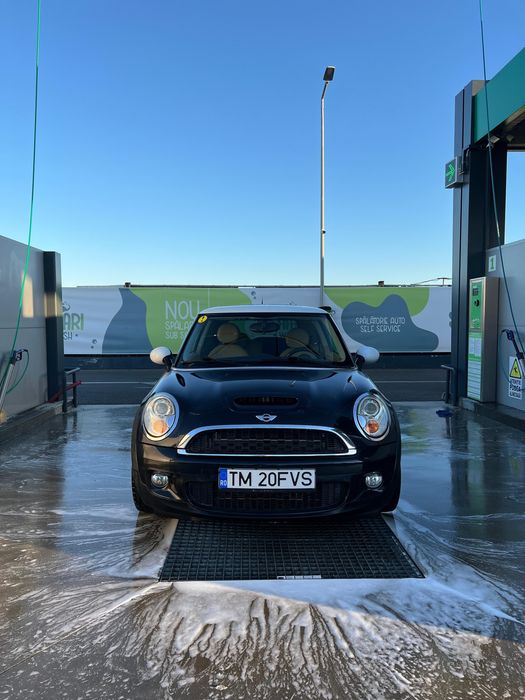 Mini Cooper r56 aspect Cooper S