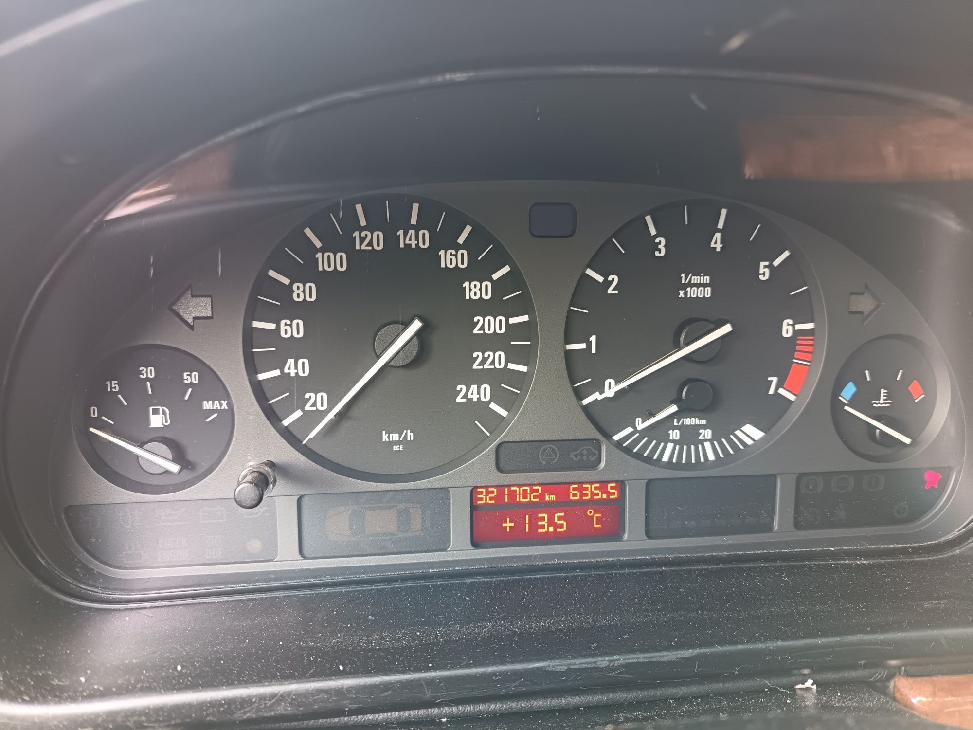 Продава се БМВ 520и