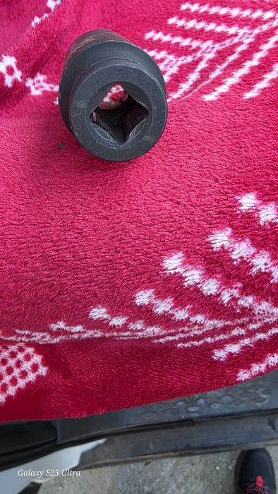 Vând tubulara de impact YATO