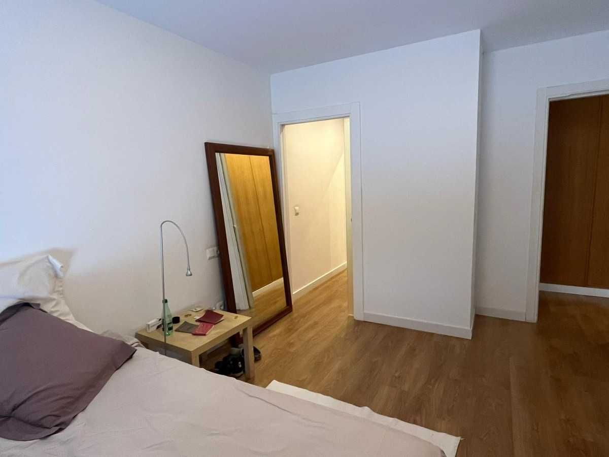 Дава се под наем Двустаен апартамент в София, Център - 64 кв.м за 387.6 € - Снимка #3