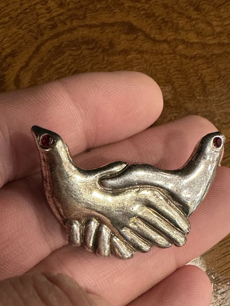 Broșa/Pandantiv din argint 925/vechi - porumbel simbolul păcii