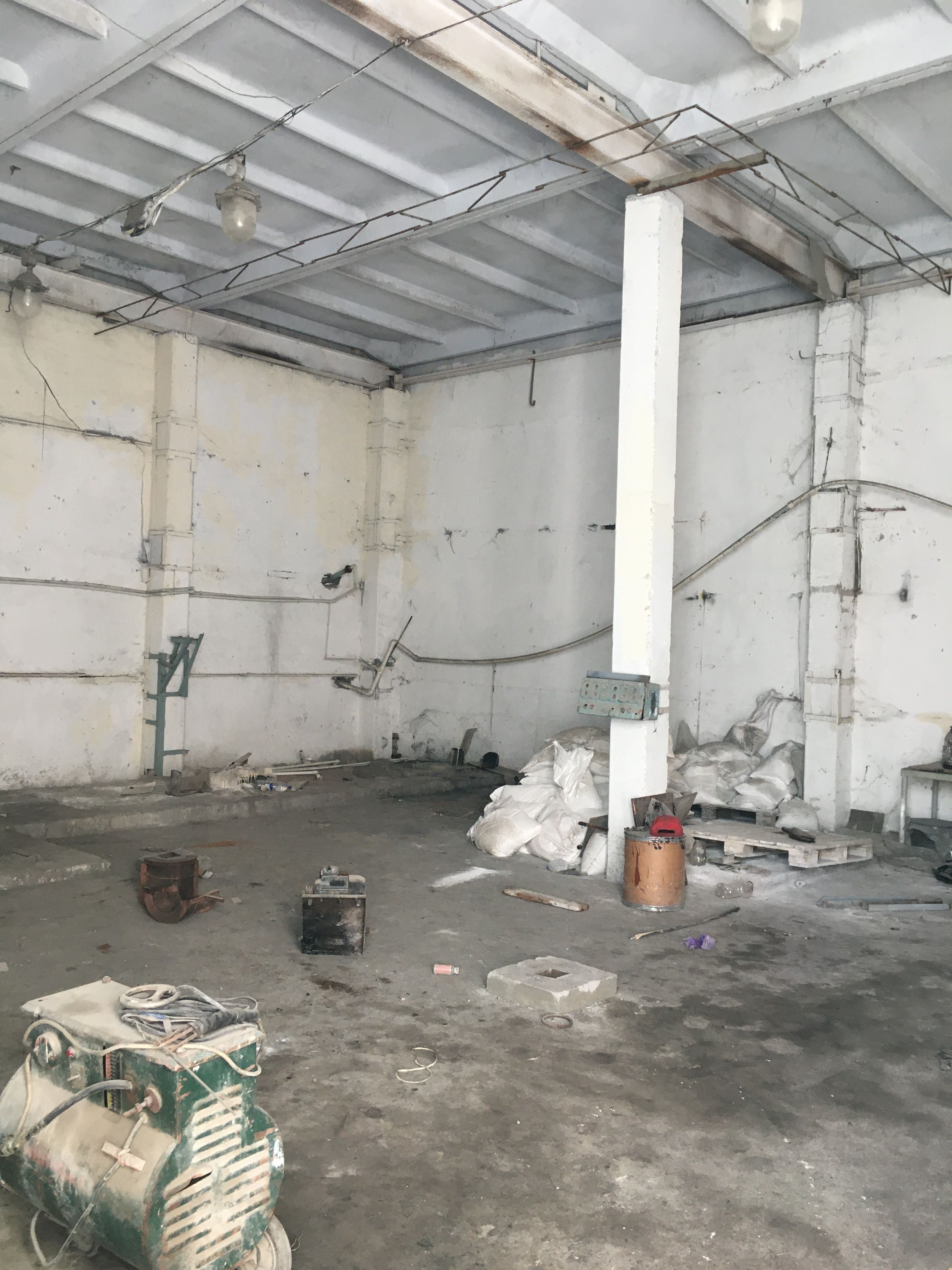 Сдается территория под склад или производство на югнакий ( Ттз)