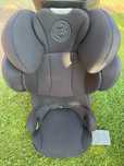 Vand 2 scaune / inaltatoare auto Cybex+Axkid