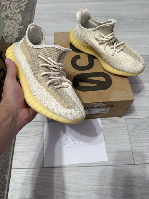 Yeezy 350 V2 Natural - nou - 42 - 1500 lei