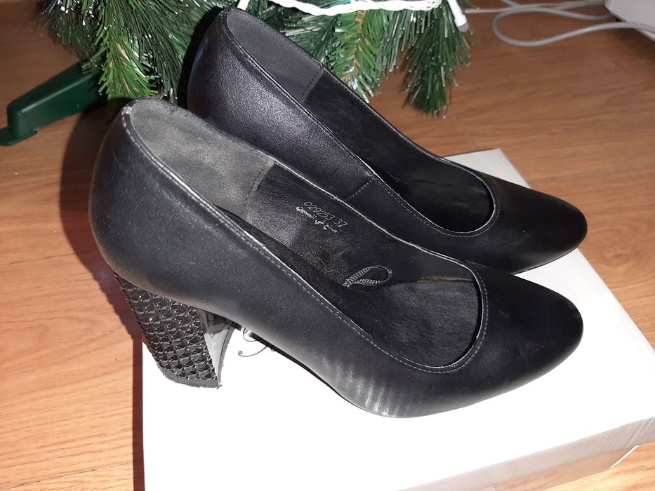 Дамски обувки  !