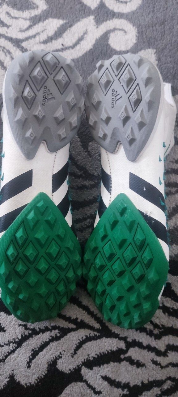 СРОЧНО Сороконожки Adidas Predator