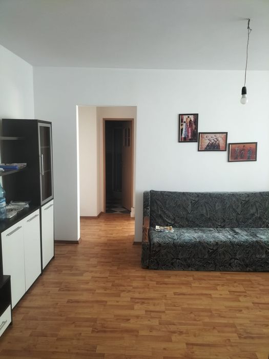 Vând apartament cu doua camere