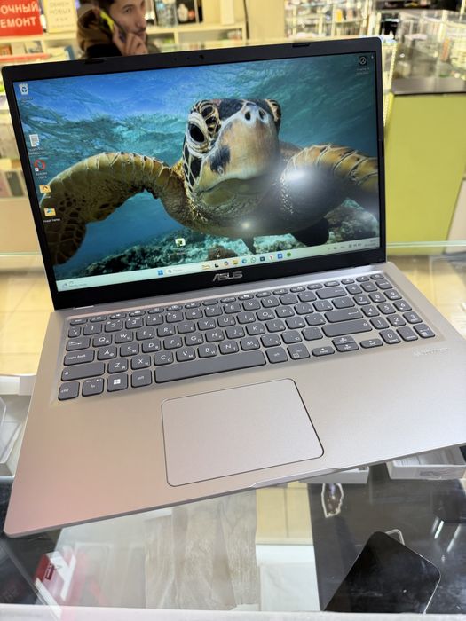 Ноутбук Asus в наличии