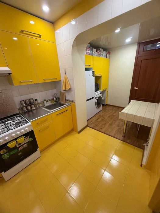 Прадаётся Минор Ц5, 3/4/4 кирпичный, мебел+тех не торец