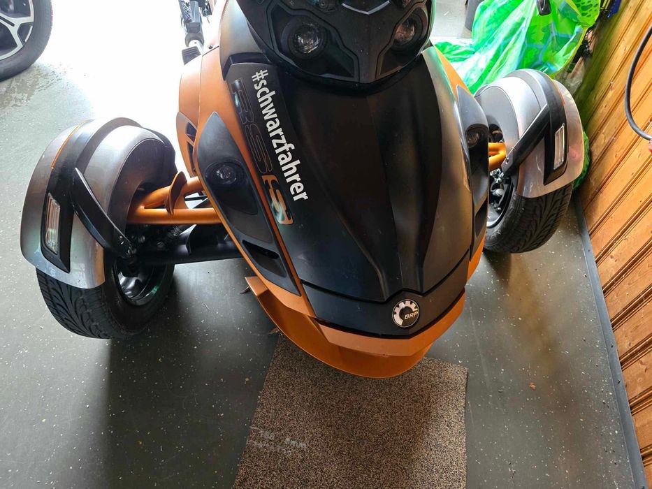 Can Am spyder rss 1000 cm