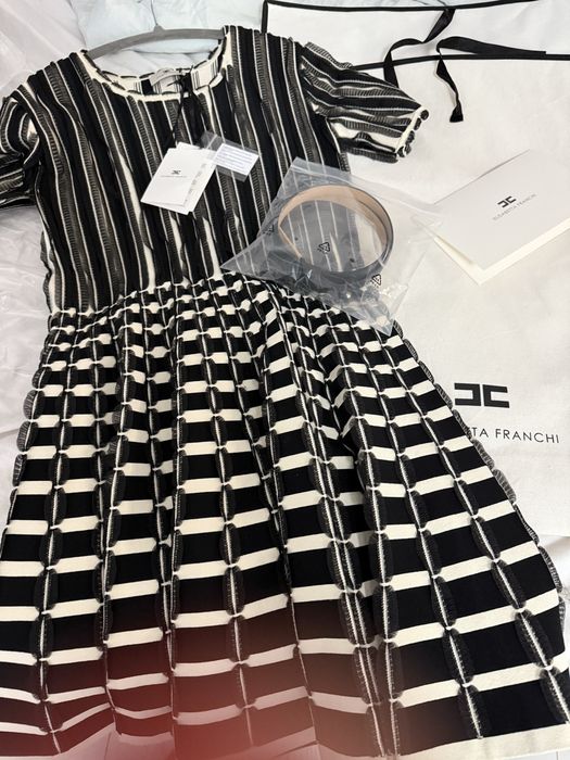 Рокля Elisabetta Franchi