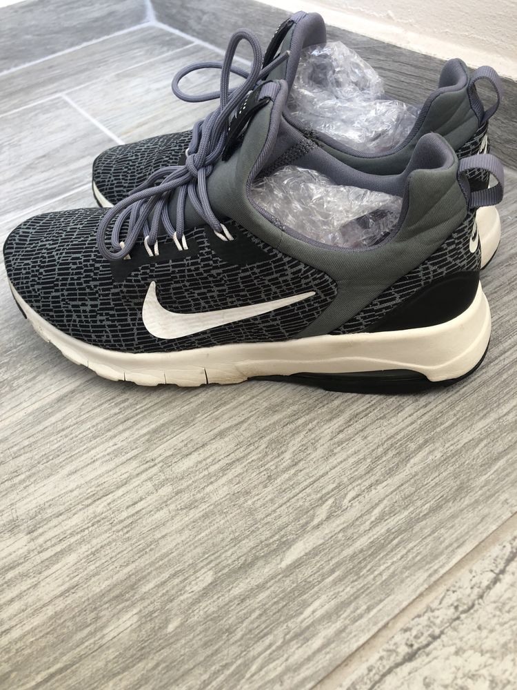 Маратонки Nike air
