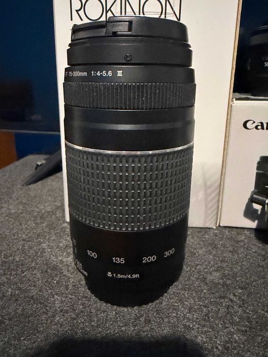 Обектив Canon EF 75-300mm