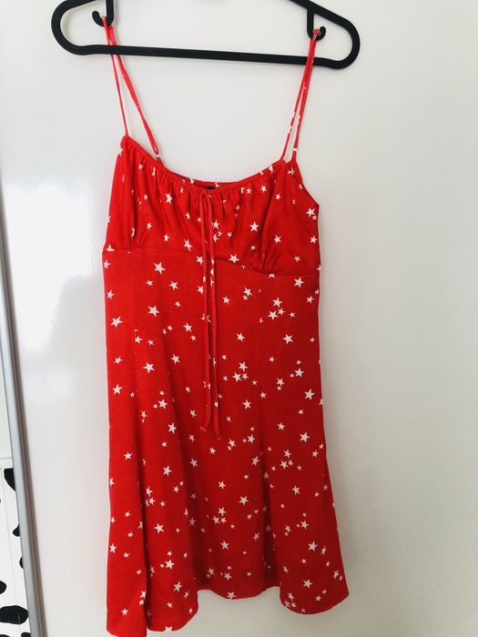 Zara, Bershka -рокли