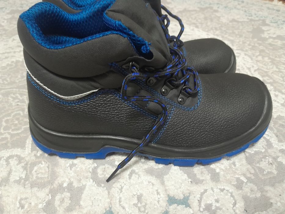 Спец обувь новый
