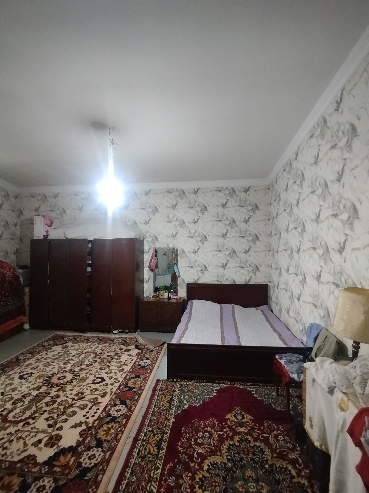Toshmi postidan 8 km kirganda hovli sotiladi