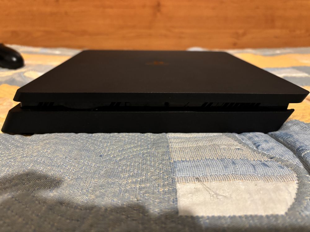Playstation 4 slim 500 gb/ PS4