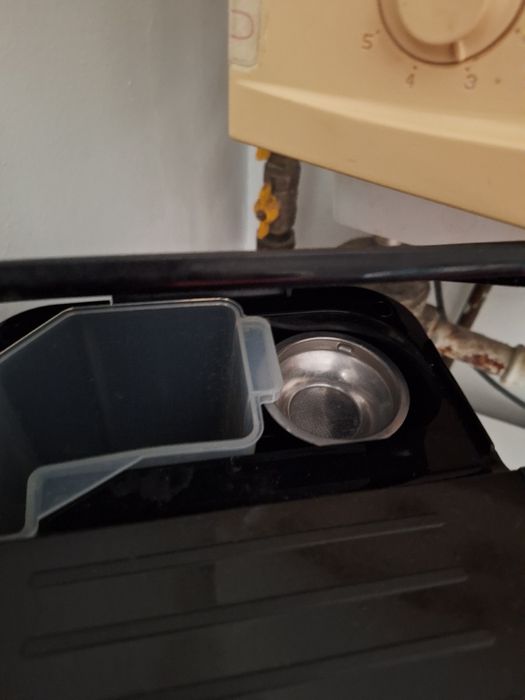 Expresor cafea  aproape nou