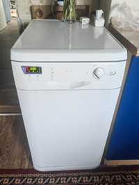 Посудомоичная машина Indesit с сушкой, ширина 450