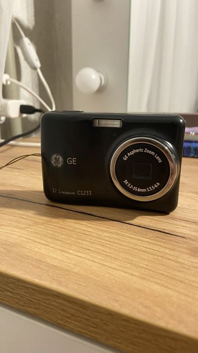 Цифровой фотоаппарат GE C1233 (General Electric)