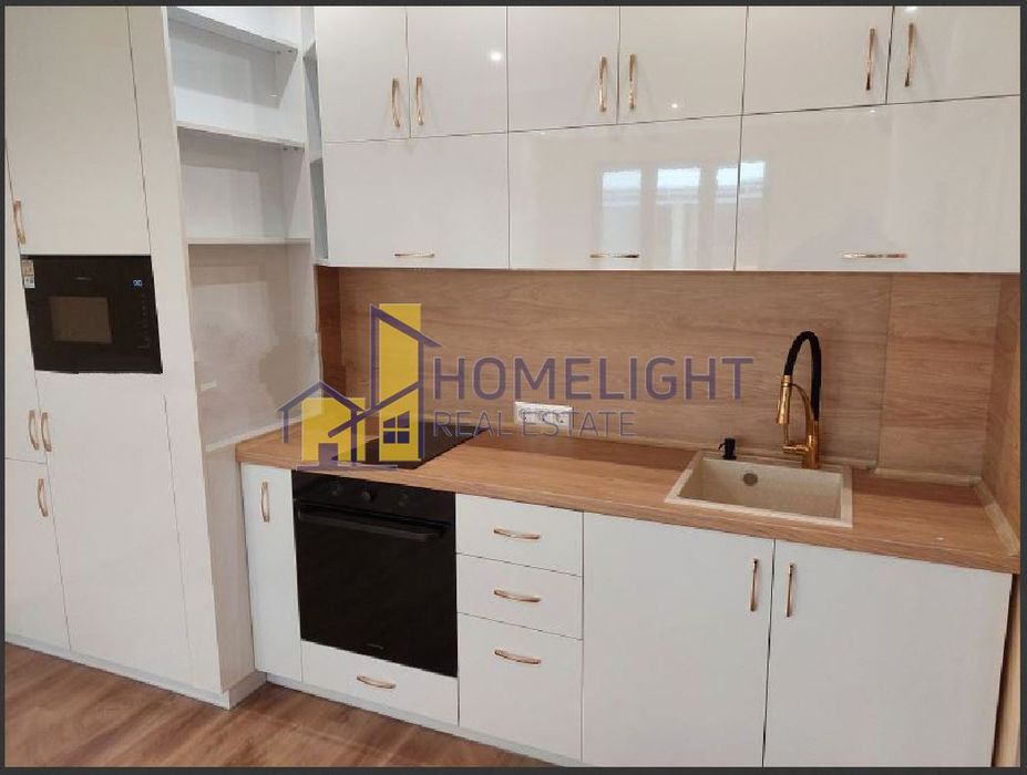 Продава се Тристаен апартамент в София, Център - 70 кв.м за 4000 €/кв.м - Снимка #2