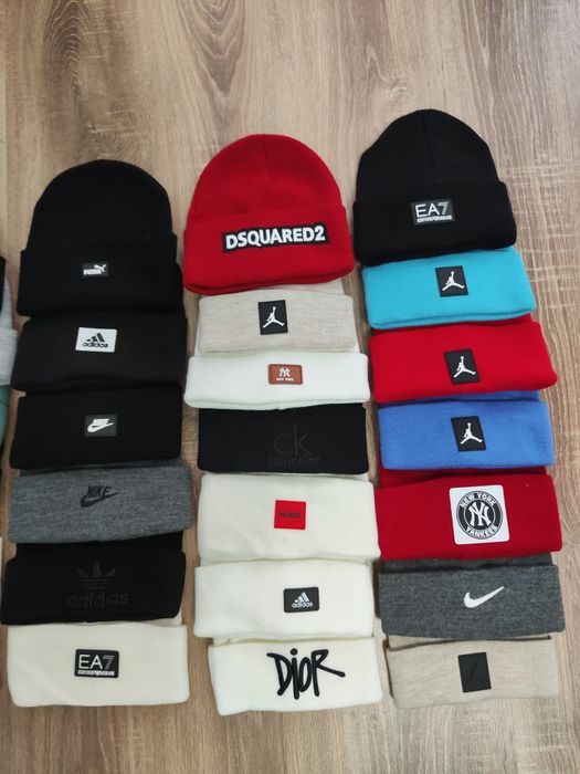 Fes Nike Căciulă Ea7 Căciulă Hugo Căciulă Adidas , preț bucata